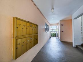2824 NE 33rd Ct 8, Fort Lauderdale FL 33306
