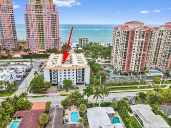 2029 N Ocean Blvd