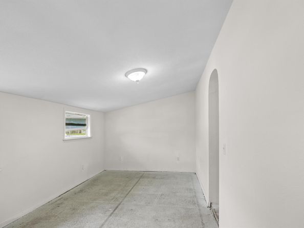 6331 SW 41st Place, Davie FL 33314