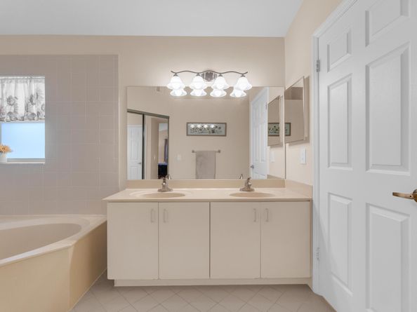 13305 NW 13th St, Sunrise FL 33323