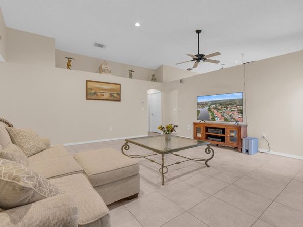 13305 NW 13th St, Sunrise FL 33323