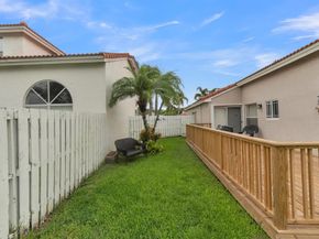 13305 NW 13th St, Sunrise FL 33323
