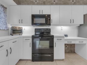 13305 NW 13th St, Sunrise FL 33323