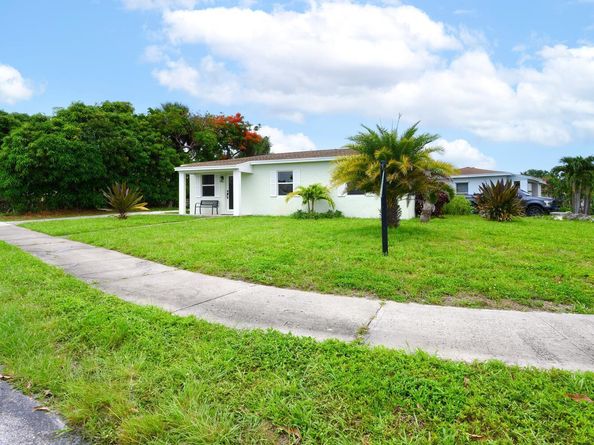 1314 S B Street, Lake Worth Beach FL 33460