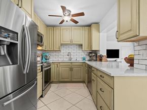 912 SW 17th St, Fort Lauderdale FL 33315