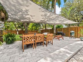 912 SW 17th St, Fort Lauderdale FL 33315