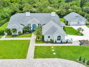 8852 154 Court N, Palm Beach Gardens FL 33418