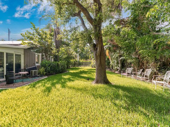1862 Center Street, Jupiter FL 33458