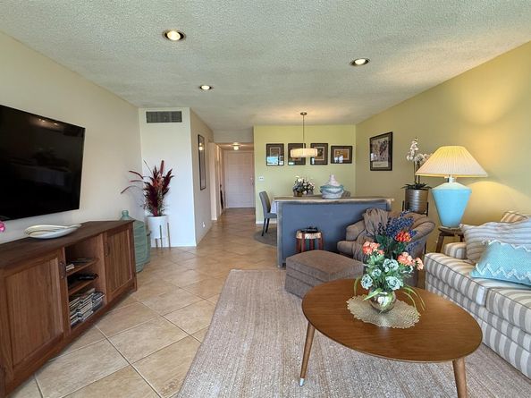 4090 Tivoli Court 303, Lake Worth FL 33467