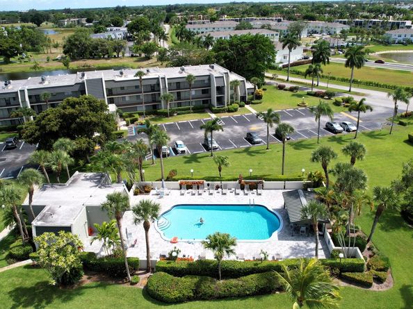4090 Tivoli Court 303, Lake Worth FL 33467
