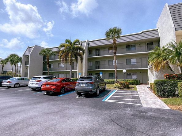 4090 Tivoli Court 303, Lake Worth FL 33467