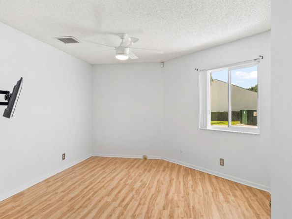 268 Sunshine Boulevard, Royal Palm Beach FL 33411