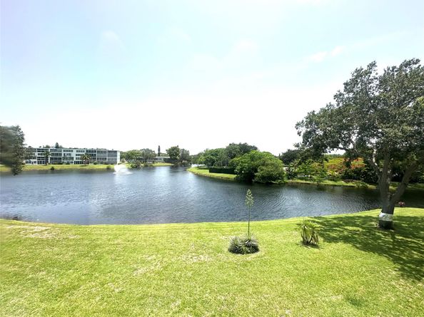 3007 Islewood D 3007, Deerfield Beach FL 33442