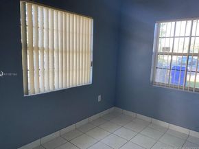 5635 Grant St, Hollywood FL 33021