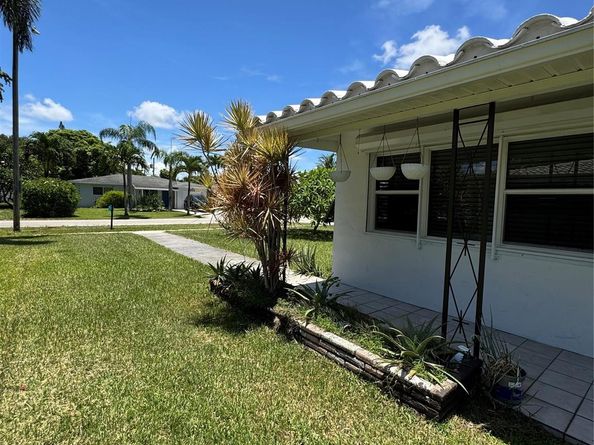 925 N 32nd Ave, Hollywood FL 33021