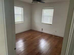 925 N 32nd Ave, Hollywood FL 33021