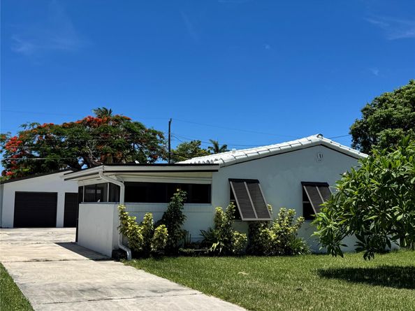 925 N 32nd Ave, Hollywood FL 33021