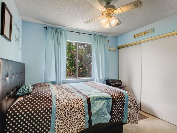 3154 Via Poinciana 409, Lake Worth FL 33467