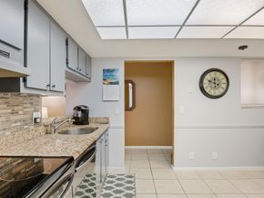 3154 Via Poinciana 409, Lake Worth FL 33467