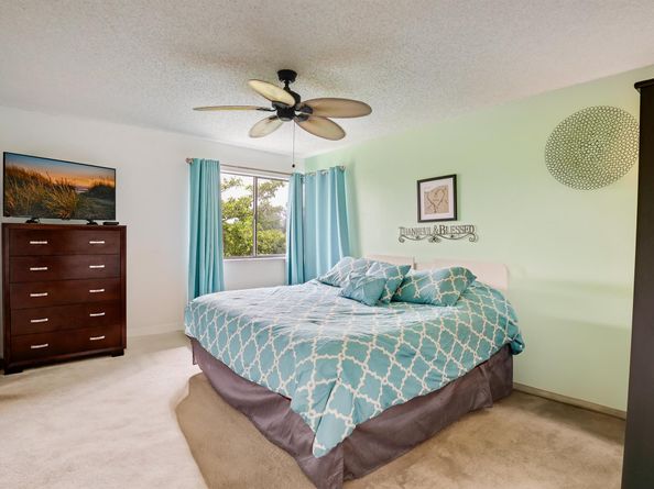 3154 Via Poinciana 409, Lake Worth FL 33467