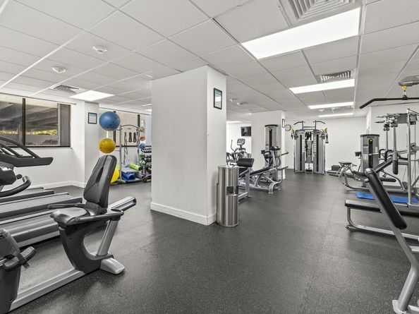 5600 N Flagler Drive 2006, West Palm Beach FL 33407