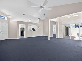10 Brighton Court, Palm Beach Gardens FL 33418