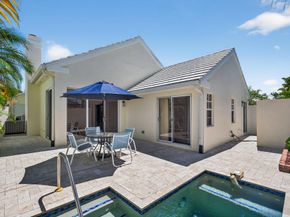 10 Brighton Court, Palm Beach Gardens FL 33418