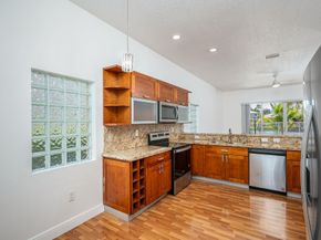 16524 Turquoise Trl, Weston FL 33331
