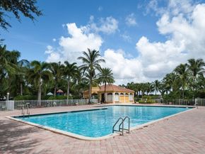 16524 Turquoise Trl, Weston FL 33331