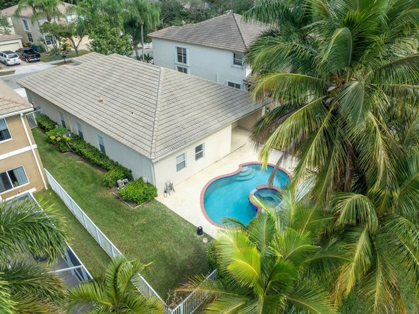 16524 Turquoise Trl, Weston FL 33331