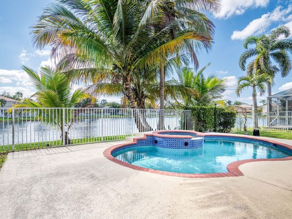 16524 Turquoise Trl, Weston FL 33331