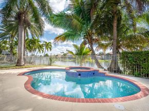 16524 Turquoise Trl, Weston FL 33331