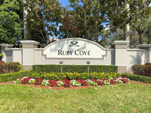 16524 Turquoise Trl, Weston FL 33331
