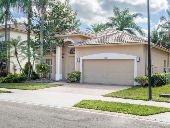 16524 Turquoise Trl, Weston FL 33331