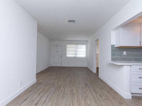 4150 NW 11th Ave, Fort Lauderdale FL 33309