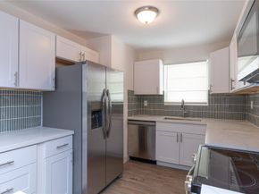 4150 NW 11th Ave, Fort Lauderdale FL 33309