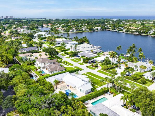 11863 Lake Shore Place, Palm Beach Gardens FL 33408
