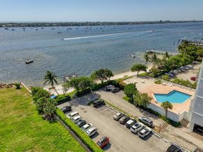 5600 N Flagler Drive 2703, West Palm Beach FL 33407