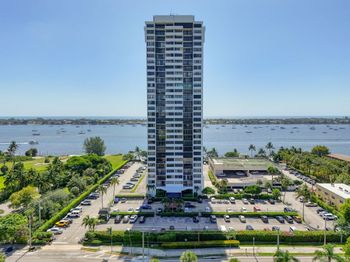 5600 N Flagler Drive