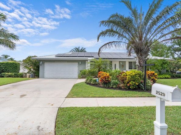 2529 NW 32nd Street, Boca Raton FL 33434