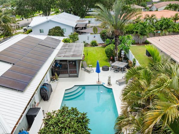 2529 NW 32nd Street, Boca Raton FL 33434