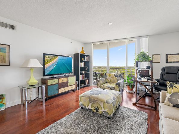 1551 N Flagler Drive 1410, West Palm Beach FL 33401