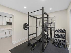 2109 NE 64th St, Fort Lauderdale FL 33308
