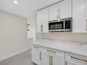 2109 NE 64th St, Fort Lauderdale FL 33308