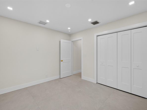 2109 NE 64th St, Fort Lauderdale FL 33308