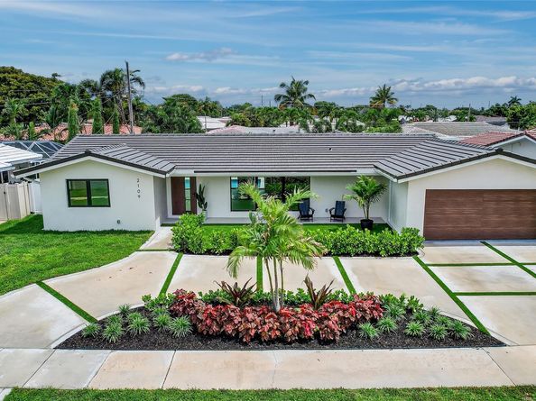 2109 NE 64th St, Fort Lauderdale FL 33308