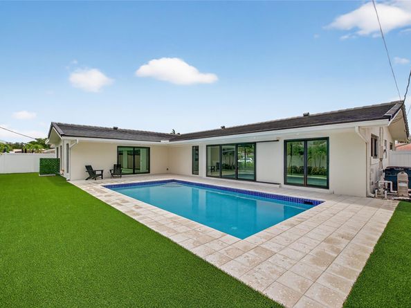 2109 NE 64th St, Fort Lauderdale FL 33308