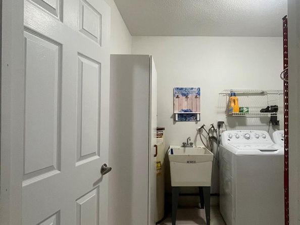 5713 NW 68th Ter, Tamarac FL 33321