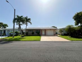 5713 NW 68th Ter, Tamarac FL 33321