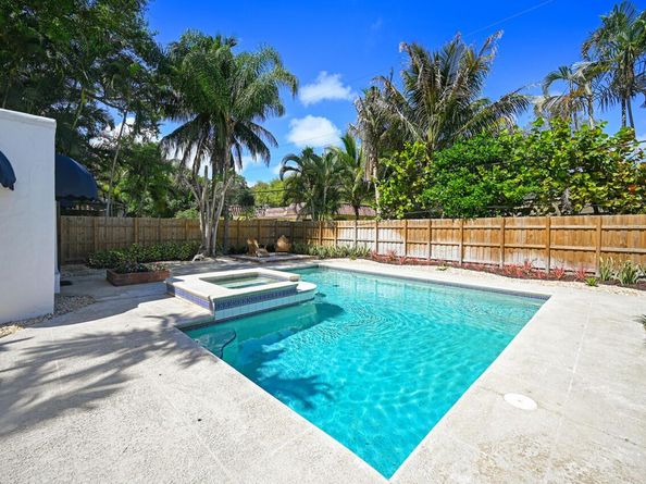 801 Hibiscus Street, Boca Raton FL 33486